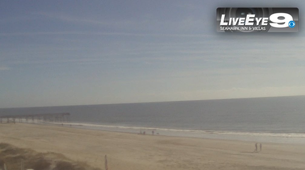 wnct9's tweet photo. It's turning out to be a delightful December day. A few clouds are hanging around, growing in coverage by tonight. Enjoy the last bit of sunshine we'll see in 2020, because rain is headed our way. Tune into WNCT News at Noon for more details.

Meteorologist Zoe Mintz
#FirstAlert9 https://t.co/V3DF7Cehxy