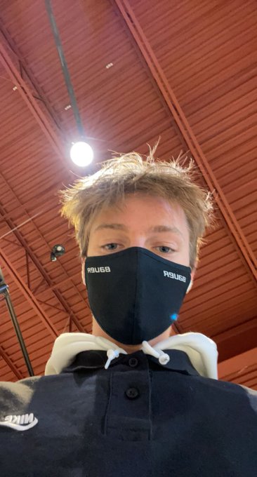 1 pic. Practice got my boxers a bit sweaty... can anyone guess which sports I play? https://t.co/kry