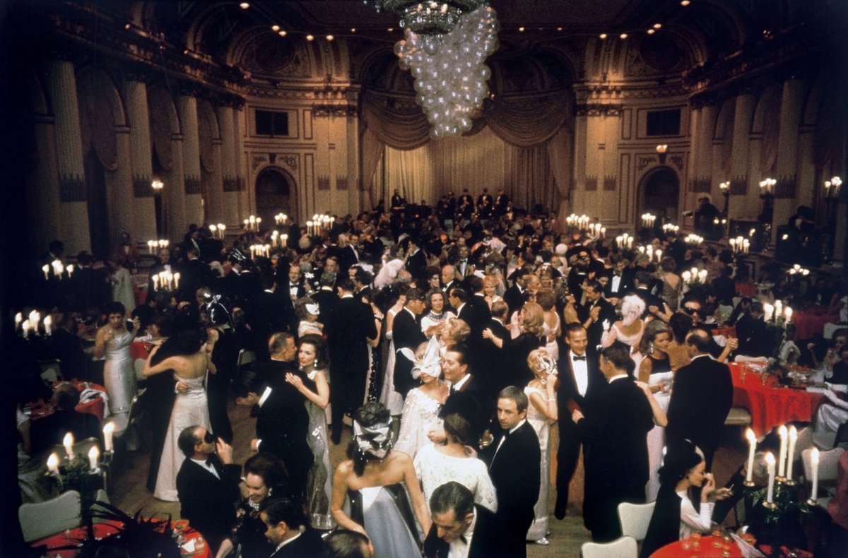 1.) Truman Capote's Black and White Ball (1966). 540 attendees. Huge squabbles over the guest list. A lot of good feathers, masks, monochrome costumes, and general preening.