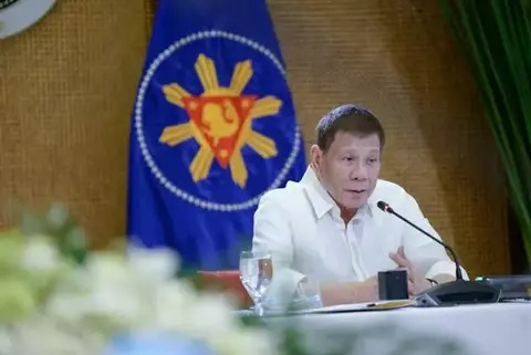 DensBraganza's tweet photo. HIndi nila matitinag si Digong. Sa kabila ng maitim pa sa alkitran nilang black propaganda, halos 90% pa din ang trust rating ng Presidente. Good Job Mr. President!
#PDUT #TheBestPresident https://t.co/amblRA1zbH