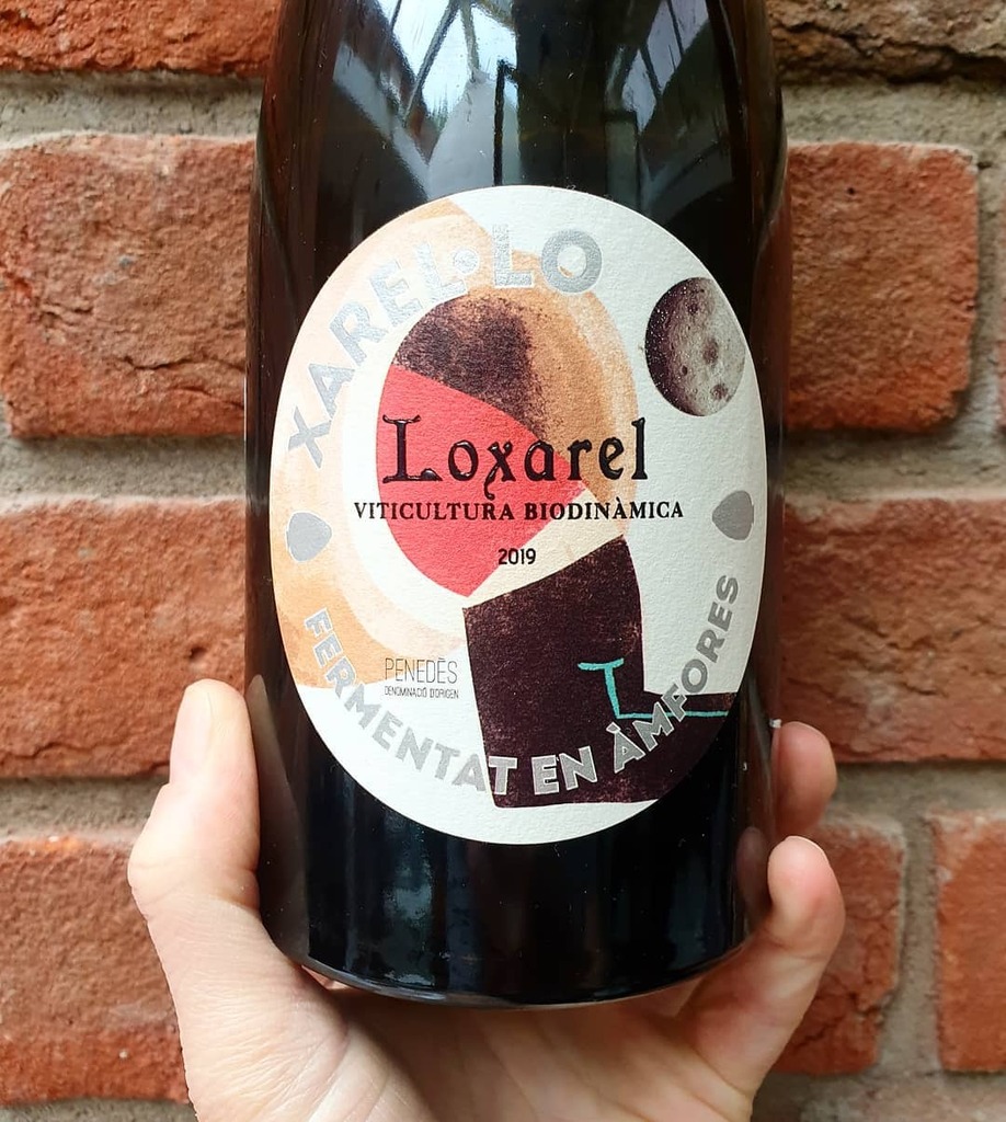 Feeling sluggish? Need an acid-driven, mineral laden reviver of the spriteliest order? 

👆🏻👆🏻👆🏻👆🏻👆🏻💖

From @bintwo_wine's Stormwatcher box #linkinbio

#xarello #amphore #biodynamic #spain #penedes #wine #winecarboot #onlinewinemarket #newyear #winesh… instagr.am/p/CJa_HberxaL/