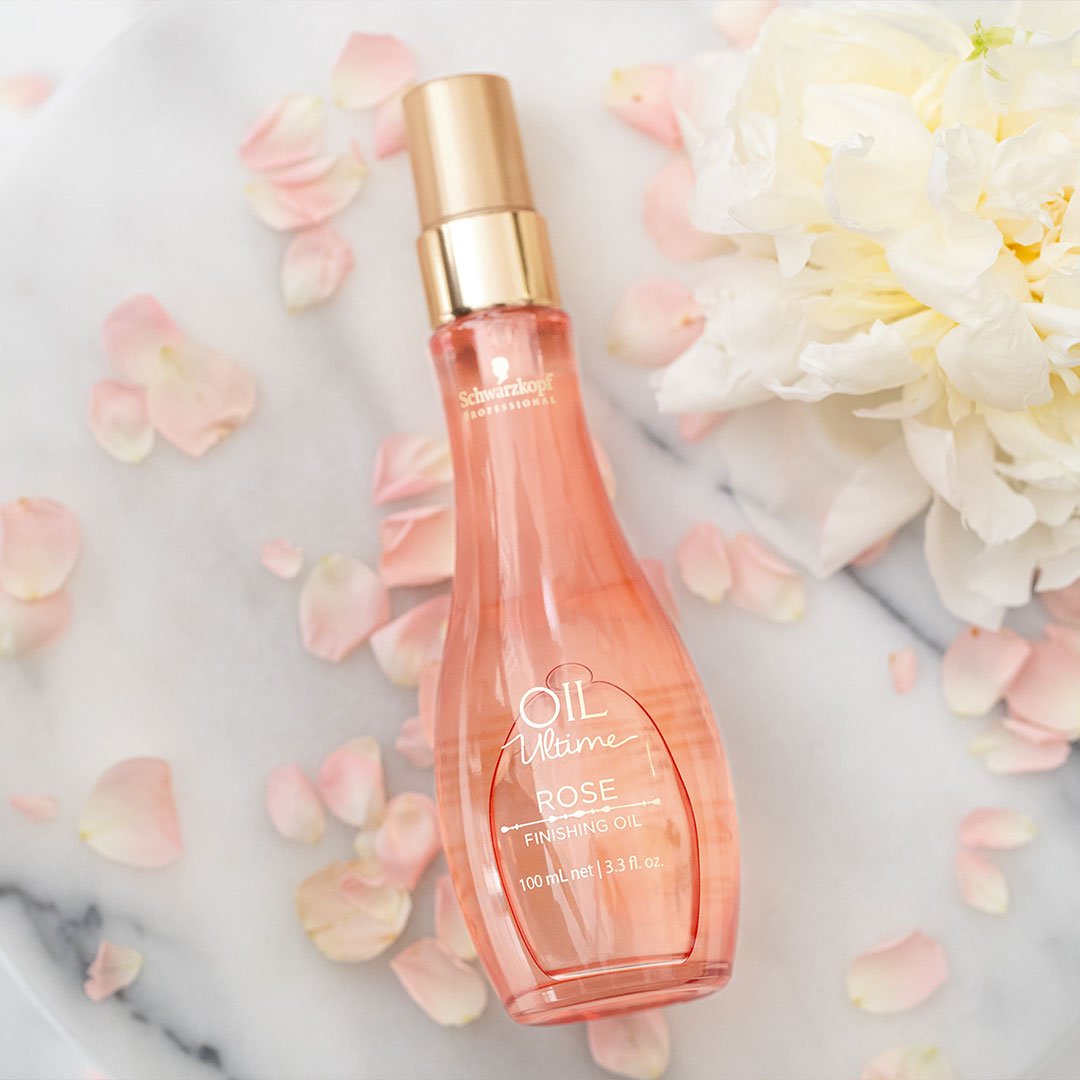 This has to be one of our favourites 🌸 #OilUltime from @schwarzkopfprouk 💕

#schwarzkopf #schwarzkopfprofessional #apassionforhair  #hairstylist #premiumcare #perfecthair #haircare #janetmaitlandhairexcellence