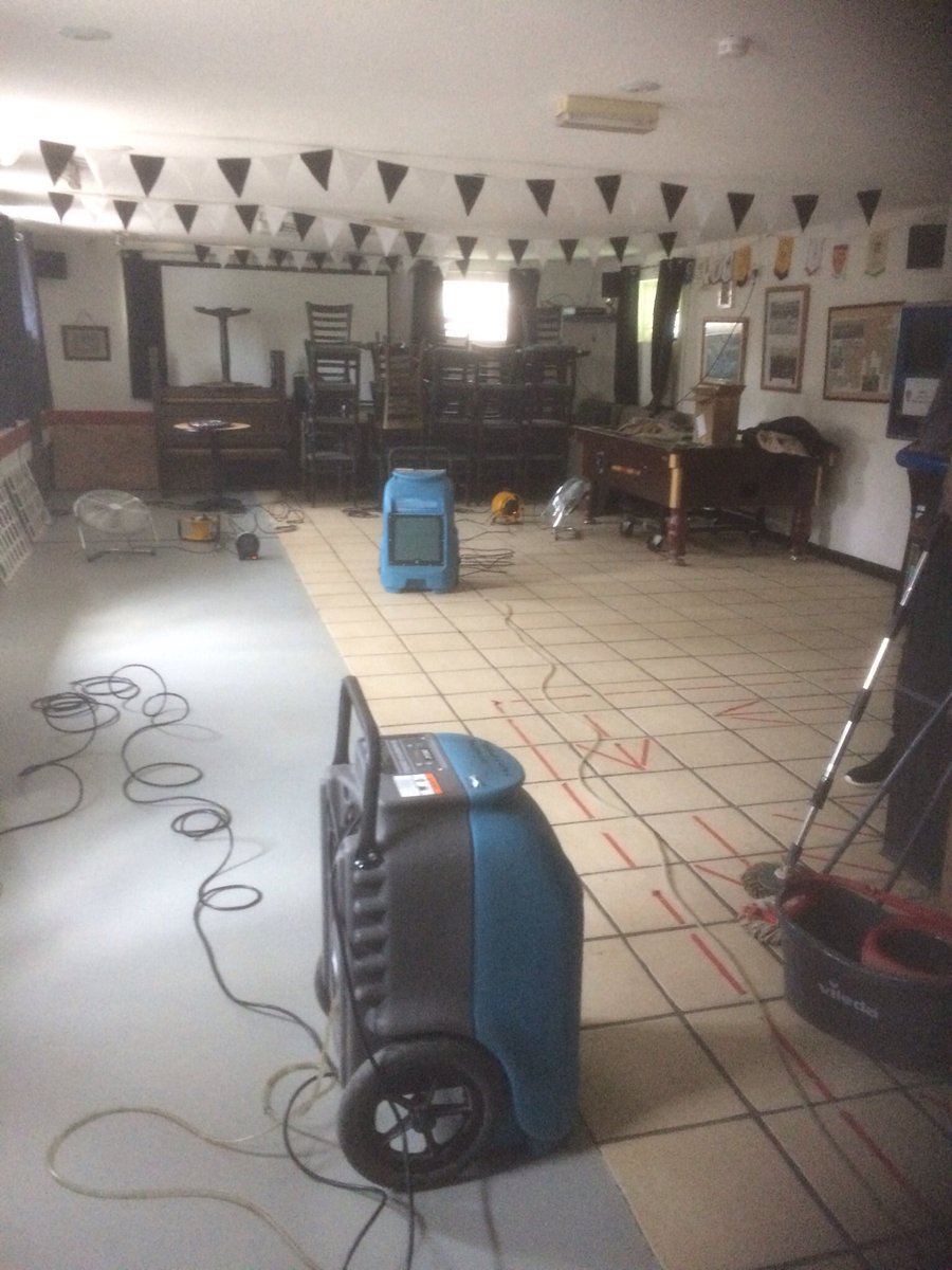Malmesbury Vics FC (@malmsvicsfc) on Twitter photo Nice to see some fans in at last.Unfortunately not really the type we wanted.Huge thanks to Mike Rees+Forensiclean.#suckitup
<a href="/MalmsVicsMedia/">Malmesbury Victoria Football Club</a> <a href="/swsportsnews/">South West Sports News</a> <a href="/MinetyFC/">Minety Football Club</a> Nice to see some fans in at last.Unfortunately not really the type we wanted.Huge thanks to Mike Rees+Forensiclean.#suckitup
<a href="/MalmsVicsMedia/">Malmesbury Victoria Football Club</a> <a href="/swsportsnews/">South West Sports News</a> <a href="/MinetyFC/">Minety Football Club</a>