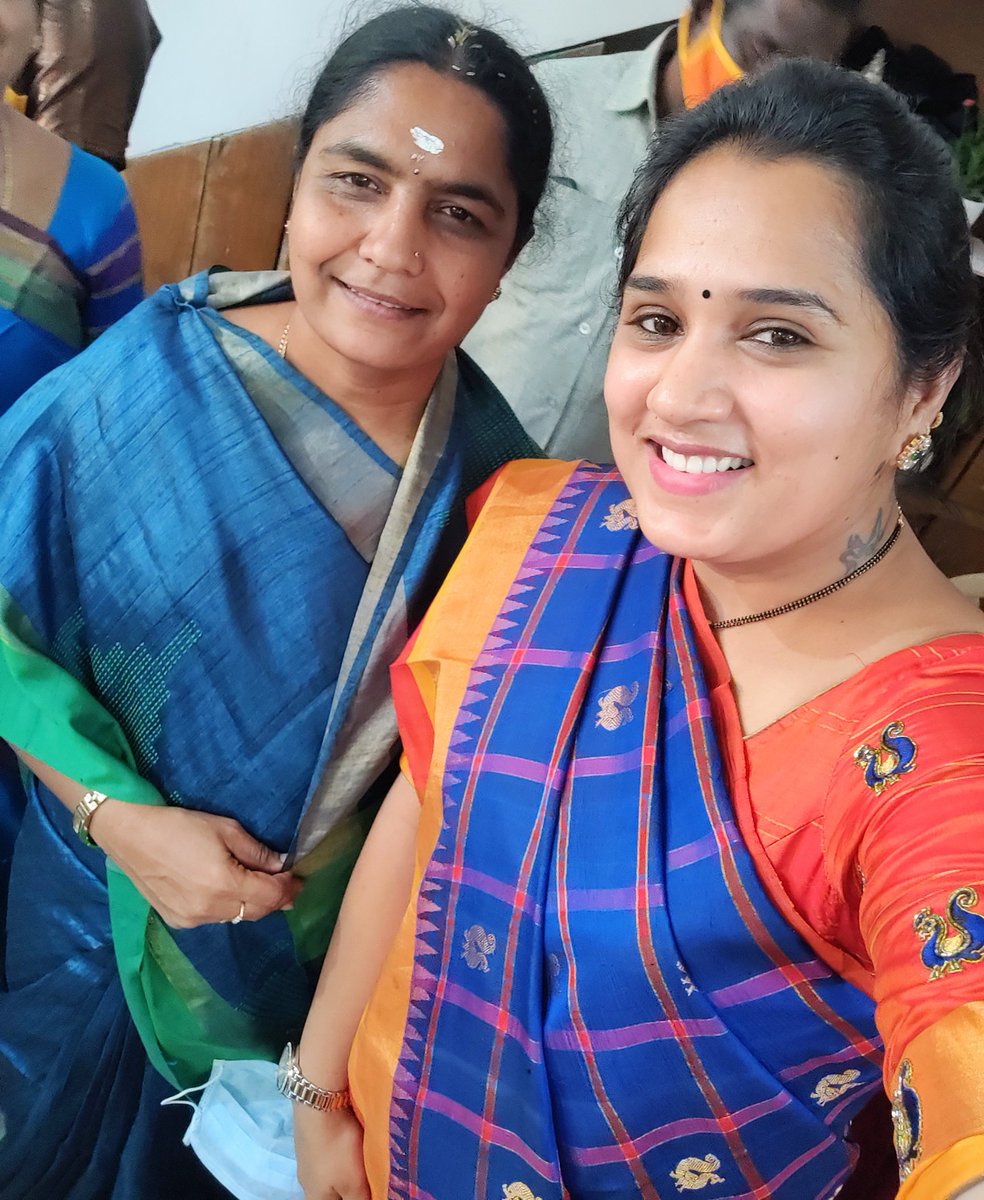 AdarshSindhu's tweet photo. Congratulated the newly appointed Telangana State Women's Commission Chairperson Smt. Sunitha Lakshma Reddy @sunitavakiti garu today along with Yadammagaru,ZPTC&amp;MPP(Ptc),MC's(Tellapur &amp; Bollaram) corporator pushpa garu and AMC chairperson(ptc) @KTRTRS @TelanganaCMO

#womenpower https://t.co/1HqmDHy981