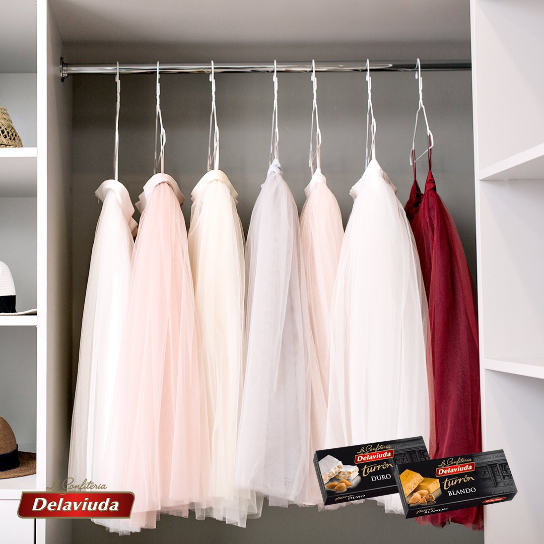 Dentro de pocas horas estaremos disfrutando al máximo #ElPlacerdeCelebrar. 
¿Ya tienes preparadas tus mejores galas?