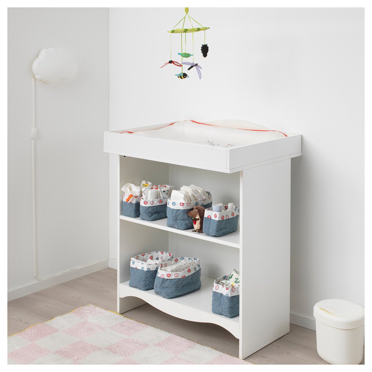 1) Changing tableTakperlu beli changing table khas utk tukar diapers. You know why?You can only use it for 3 months MAX. Lps tu baby pusing2, taknak duduk diam & takmuat dahBeli changing pad so boleh tukar dkt mana2 (bed/sofa) and bawa merata  https://bit.ly/3mTBrmU&nbsp;