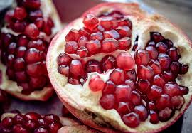 sherryserlan's tweet photo. Pomegranate is superfood rich of antioxidants. Read more at: https://t.co/hEJtUtU8IX

#pomegranate #fruit #fruits #healthylifestyle #food #healthyfood #vegan #foodporn #yummy #pomegranates #pomegranatejuice #orange #nature #healthy #makeup #mango #delima #foodie #facial #bhfyp https://t.co/u1i9o3JSkP