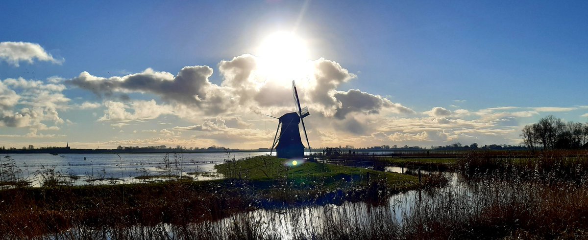 Hempensermeerpolder onder water...een paradijs voor vogels
'Fryslân op syn mooist'

<a href="/staatsbosbeheer/">Staatsbosbeheer</a>
<a href="/wetterskip/">Wetterskip Fryslân</a> <a href="/Gemeente_Lwd/">Gemeente Leeuwarden</a> <a href="/provfryslan/">Provincie Fryslân</a> <a href="/GasterijWaldwei/">GasterijdeWâldwei</a>