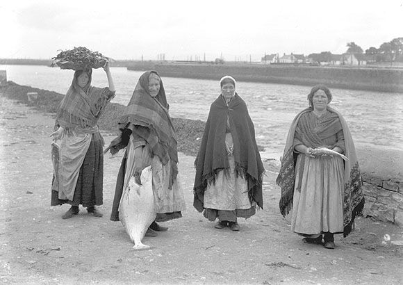 4/10The court ruled that it was not reasonable to expect Louisa to remain with her husband when she could not stay safe with him, & she was granted a divorce. Terrible as things were for Louisa, they were much worse for women from less wealthy backgrounds.  #IrishWomenInHistory