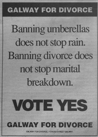 6/10 #Women in  #Ireland could not obtain barring orders on the basis of  #domesticviolence until 1976, & there was no divorce in independent Ireland until 1996. For decades, domestic violence, including  #rape within  #marriage, was effectively legal.  #IrishWomenInHistory