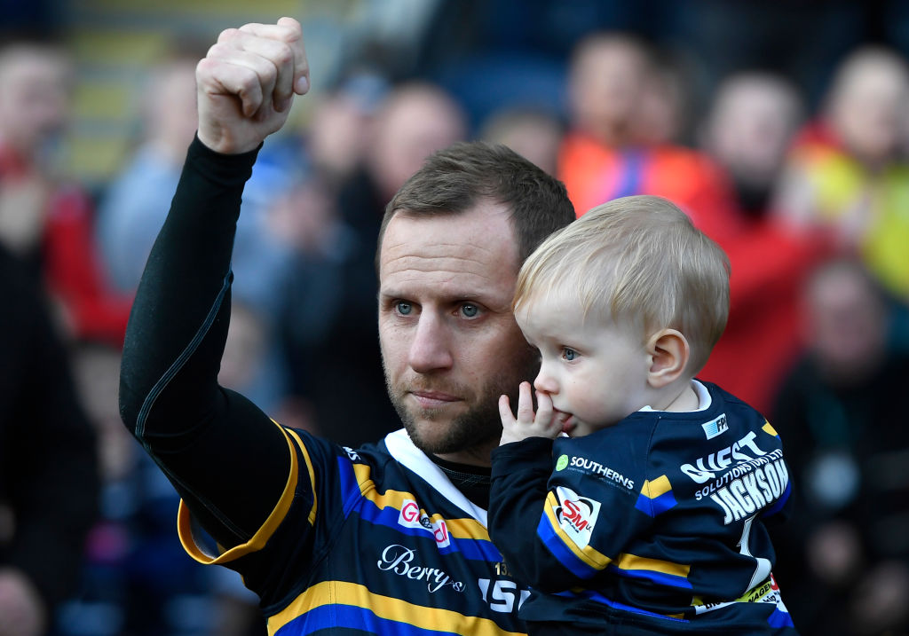 🙌 HALL OF FAME 🙌

Leeds Rhinos have inducted Rob Burrow into their Hall of Fame.

👉 bbc.in/3rHZubQ