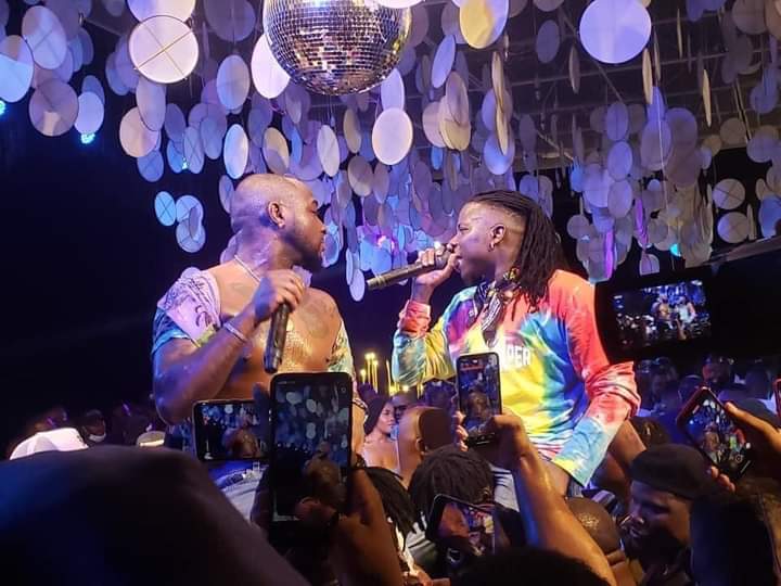 ehypenetwork's tweet photo. #ActivateParty 📸📸 Total Shut Down with STONEBWOY 🇬🇭 & DAVIDO 🇳🇬 last Monday inside SandBox Beach Club. @stonebwoyb @davido. 🔥🔥🔥🔥 https://t.co/iNsWFRGgvH