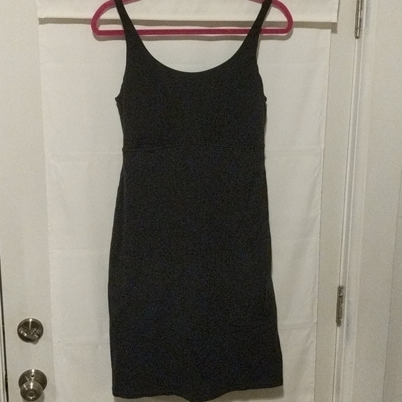 DCSnebfan1's tweet photo. So good I had to share! Check out all the items I'm loving on @Poshmarkapp from @sugarrivresale #poshmark #fashion #style #shopmycloset #maidenform #flexees: https://t.co/i37TjsiCTm https://t.co/FISThcU2r4