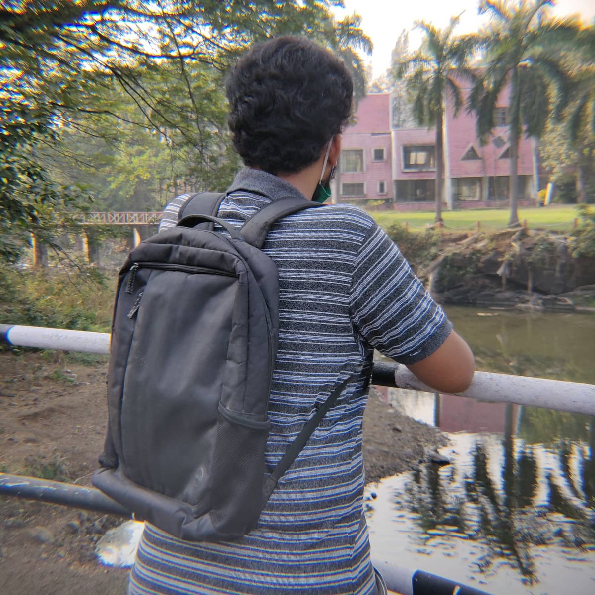 rawtechteam's tweet photo. Telephoto Lens 2x - Adcom Travel Lens
Adcom Travel Lens 8 in 1 Mobile Phone Lens Kit

1) Telephoto Lens 2x
2) Normal OnePlus 6t Photo
3) Lens Photo (Canon 200d)

@Adcom_India #AdcomIndia #shotwithadcom
#adcom #adcomlens https://t.co/aRNZkPBfh1