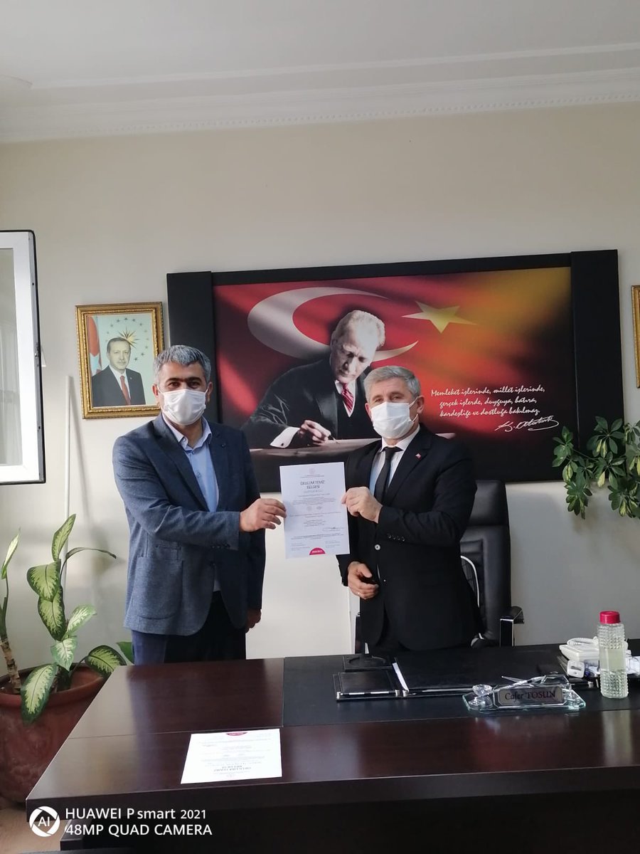 İlçemiz okullarından Gazi İlkokulu ‘Okulum Temiz’ belgesi almaya hak kazanmıştır. Okulumuzu tebrik ederiz. <a href="/ziyaselcuk/">Ziya Selçuk</a> <a href="/Trbl_Kymkmlik/">Torbalı Kaymakamlığı</a> <a href="/izmir_ilmem/">İzmir İl Milli Eğitim Müdürlüğü</a>