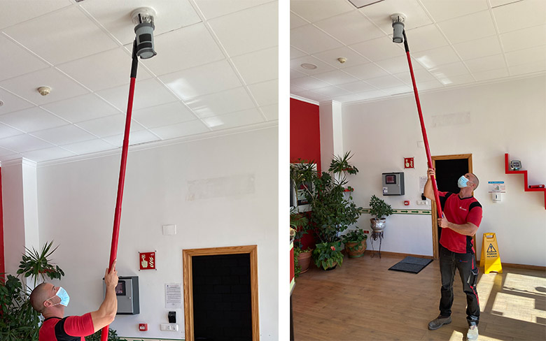 NoClimbProducts's tweet photo. Around the world detector testing and maintenance remains as important as ever. We recently had feedback from Spain about how Testifire is making a difference... #firesafety #testifire #testing https://t.co/DqWwM1uvff https://t.co/Q6Oms7UDWM