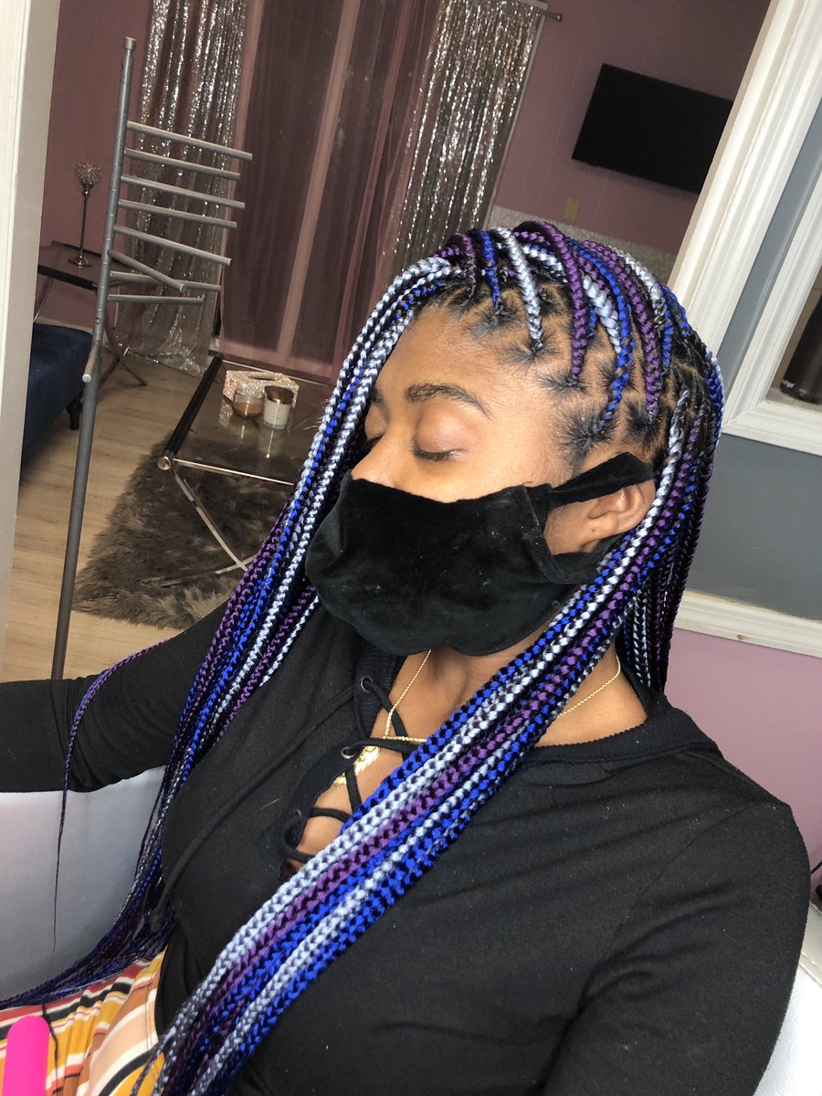 kustom_stylez's tweet photo. Love doing Knotless plaits !! 💕 https://t.co/CknRJfJDXF