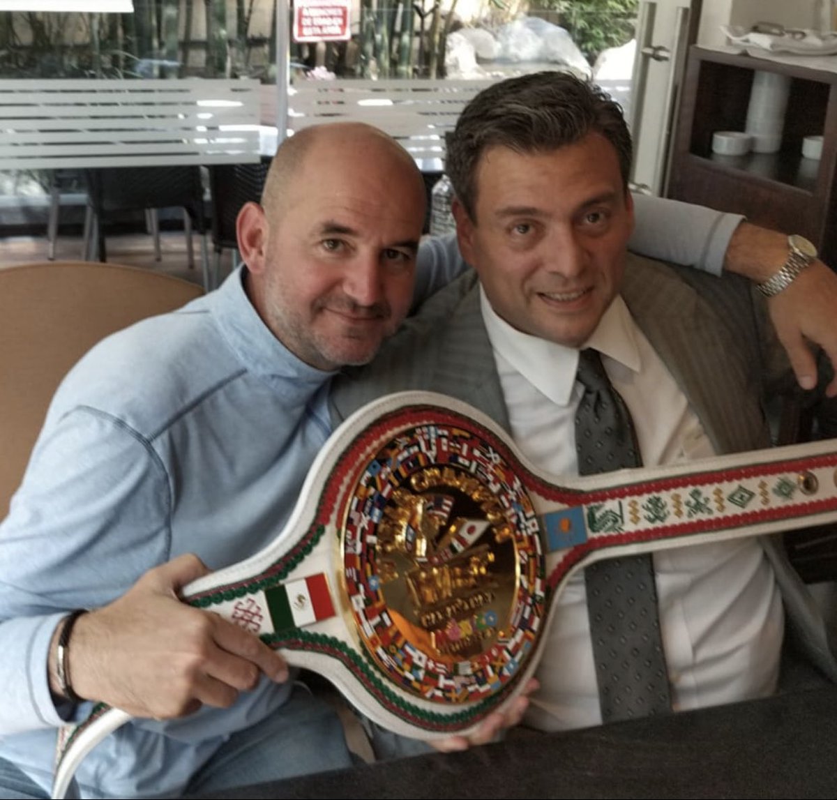 eaag's tweet image. Feliz Cumpleaños a mi amigo y hermano de toda una vida!  @wbcmoro @WBCBoxing