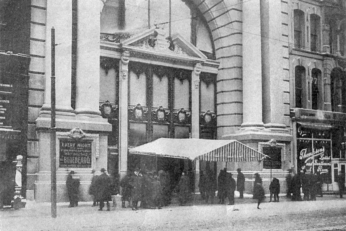 kc5fm's tweet image. Today in  1903 – A fire at the Iroquois Theater in Chicago, Illinois kills at least 605 #UShistory #ILfire 

buff.ly/3rF93Za