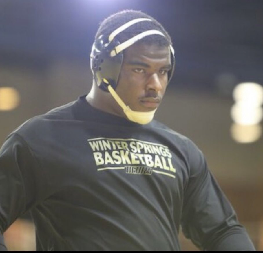 WSBearAthletics's tweet image. Thanks to Brant Parsons @OSWrestle for photos..

#BearsSupportingBears
@wsladybearhoops 
@wsbearsbball1