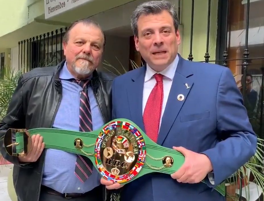 Happy birthday / Feliz cumpleaños to two of the greatest gentlemen in boxing  🥊 🇺🇾 🇲🇽 #WBCFamily 🔰

@SampsonBoxing @wbcmoro