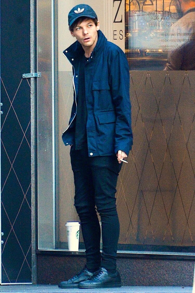 how’s he even breathing in these skinny jeans