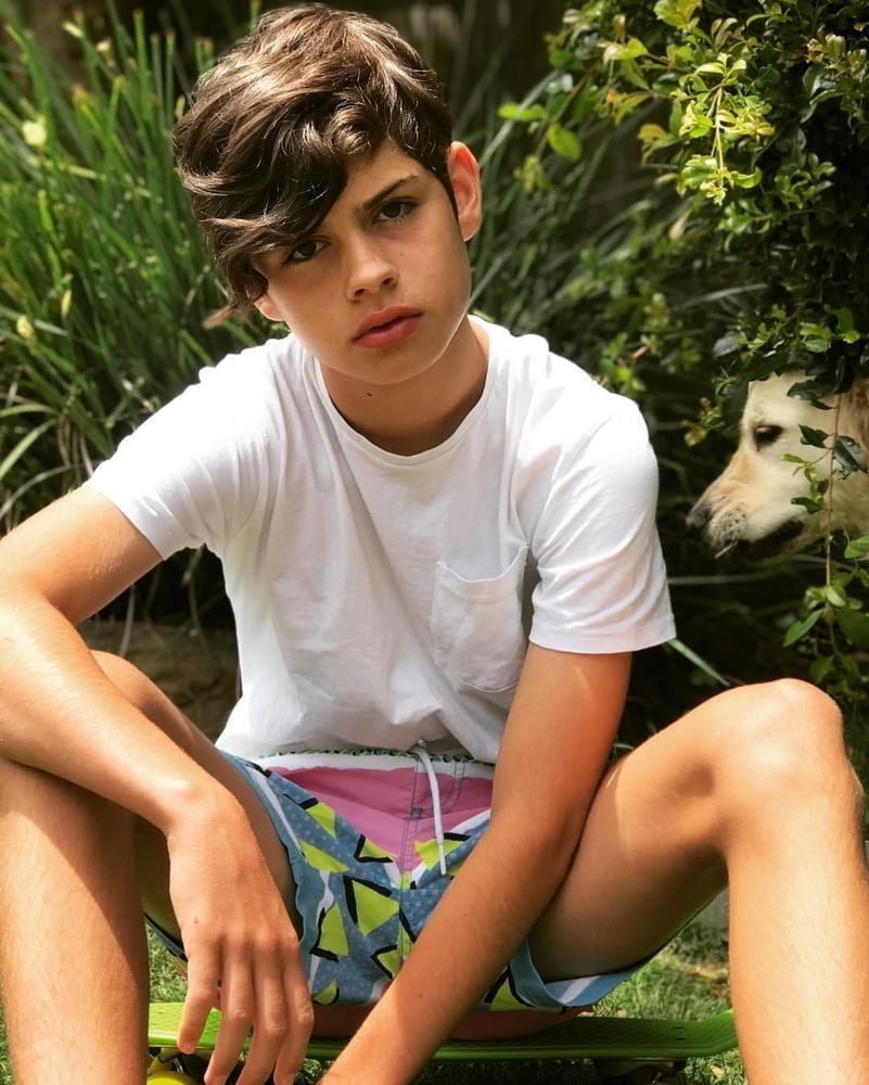 contatto19's tweet photo. @sureilltry @ErdnaandreErdna @nen690 @Estban911 @Gunteralex2 @Fulvio57565471 @STOneThilo @LuisAlaster @hotsexymuscles @KatUnicorn_ @CiscoCarretero @ACHNATON100 @DK_Inside_ @tjskyloft7953 @kirkura17 @Billy75844243 @matthiasalbre13 @Boys07243121 @belamiboi1276 @64Sanjuan @ThiloAdamitz @Man15103 @kaliforniajumpy @Nen691 @BaestroeyJ @Todd_1014 @Vieira02613135 @seguin_7474 @donovan_bastien @danny_lazuli @ScottKinsela @Verslatin3Men @JessFli2 @Gusgt5 @Bugelli1 @Francis72082070 @poongsaleesuk13 @AussieManGay1 @Bitch9Eat @BohumilHanak @Tomyjose8 @etienneguyXXX @ctoliver1010 @ranger1544 https://t.co/OkAOxaPvfg