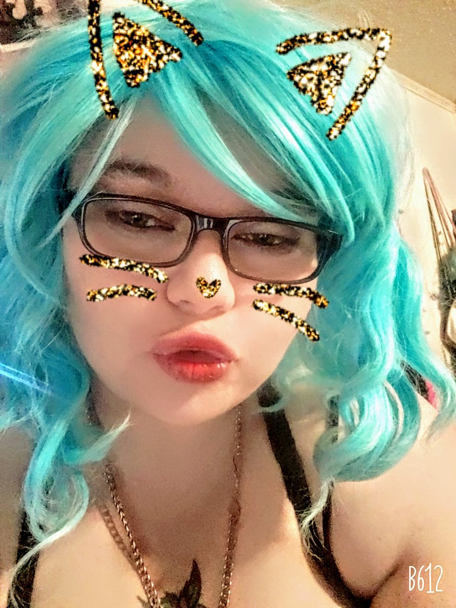 Jessie Starr’s pics and videos