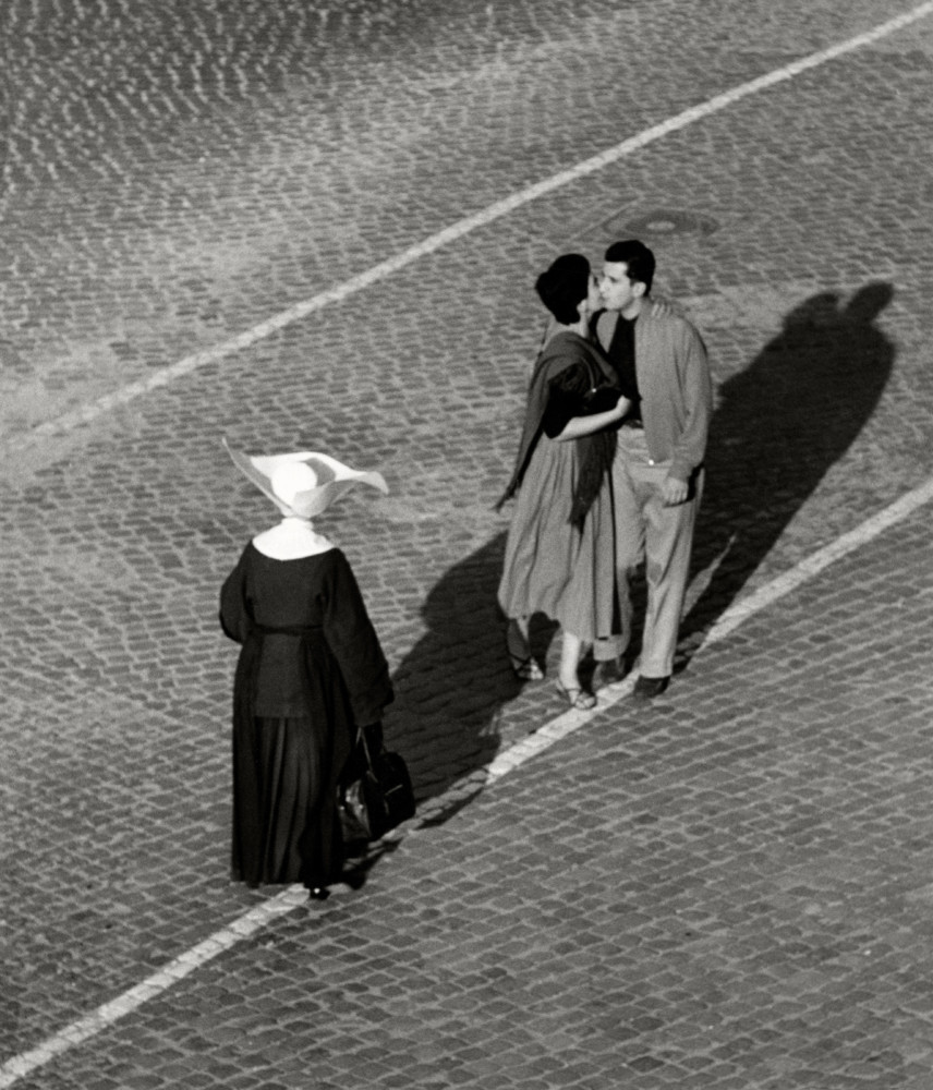 Herbert List. On the Same Route. Rome, 1953