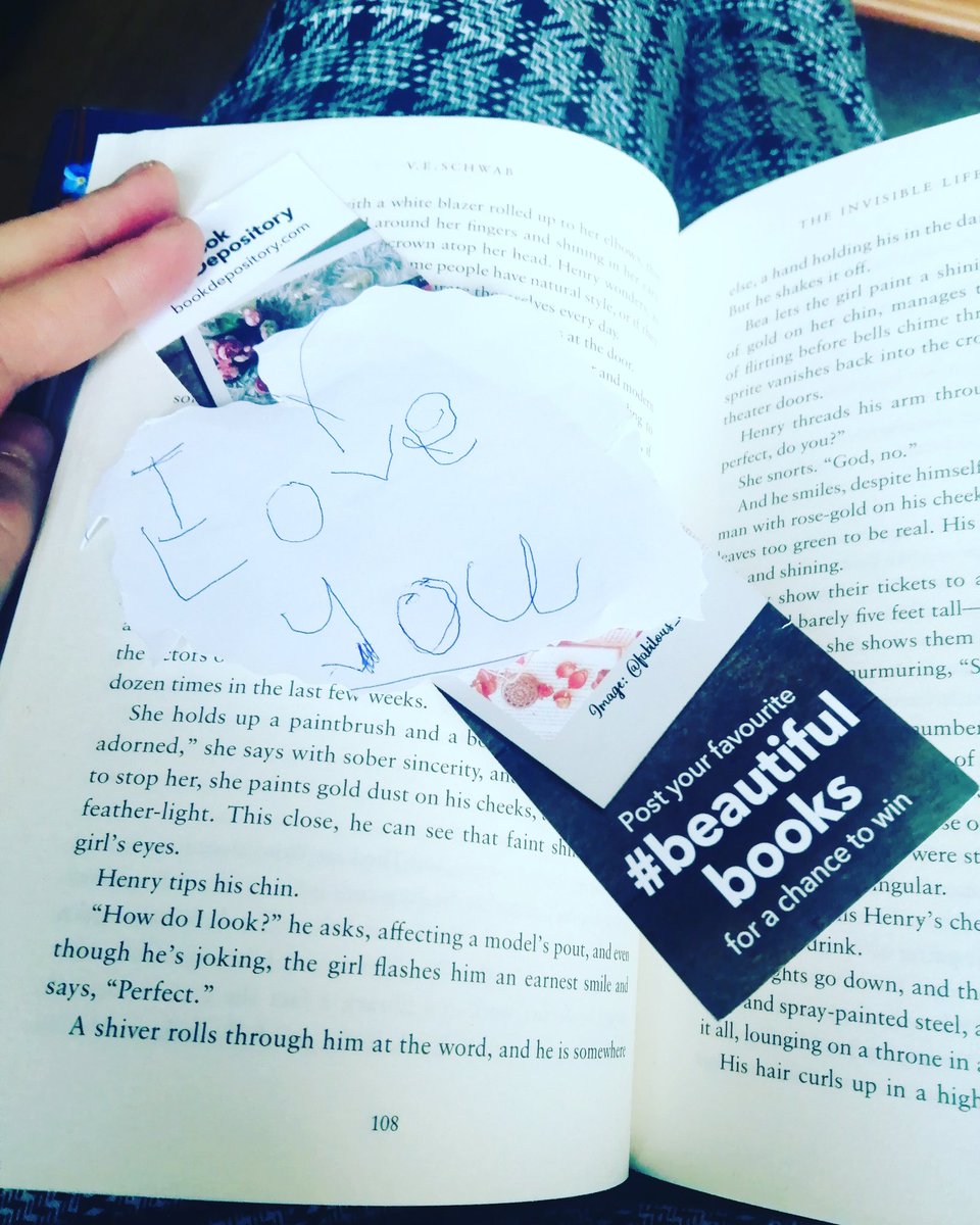 RaidReads's tweet image. My new favourite bookmark made by my eldest 🔖❤️
 #bookworms #books #bookstagram #bookaddict #bookblog #bookfreak #readbooks #OCBO #booksbooksbooks #readersofinstagram #bookstagrammer #babybookworm