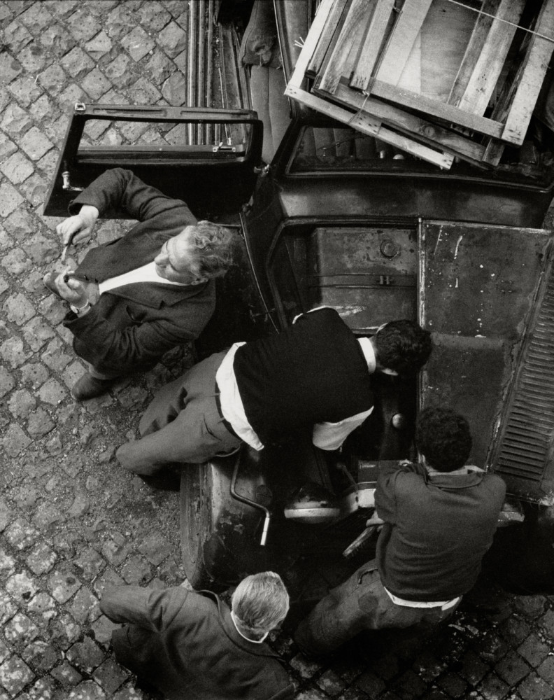 Herbert List. Changing Sparkplugs. Rome, 1953