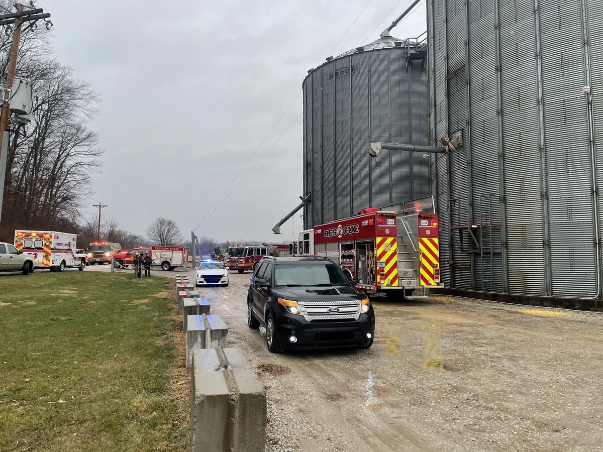 BCFD20's tweet photo. Bargersville Fire Grain Rescue Team assisted Madison Twp and multiple mutual aid agencies with a grain bin collapse this morning in Morgan Co. https://t.co/JjrSurtPMy