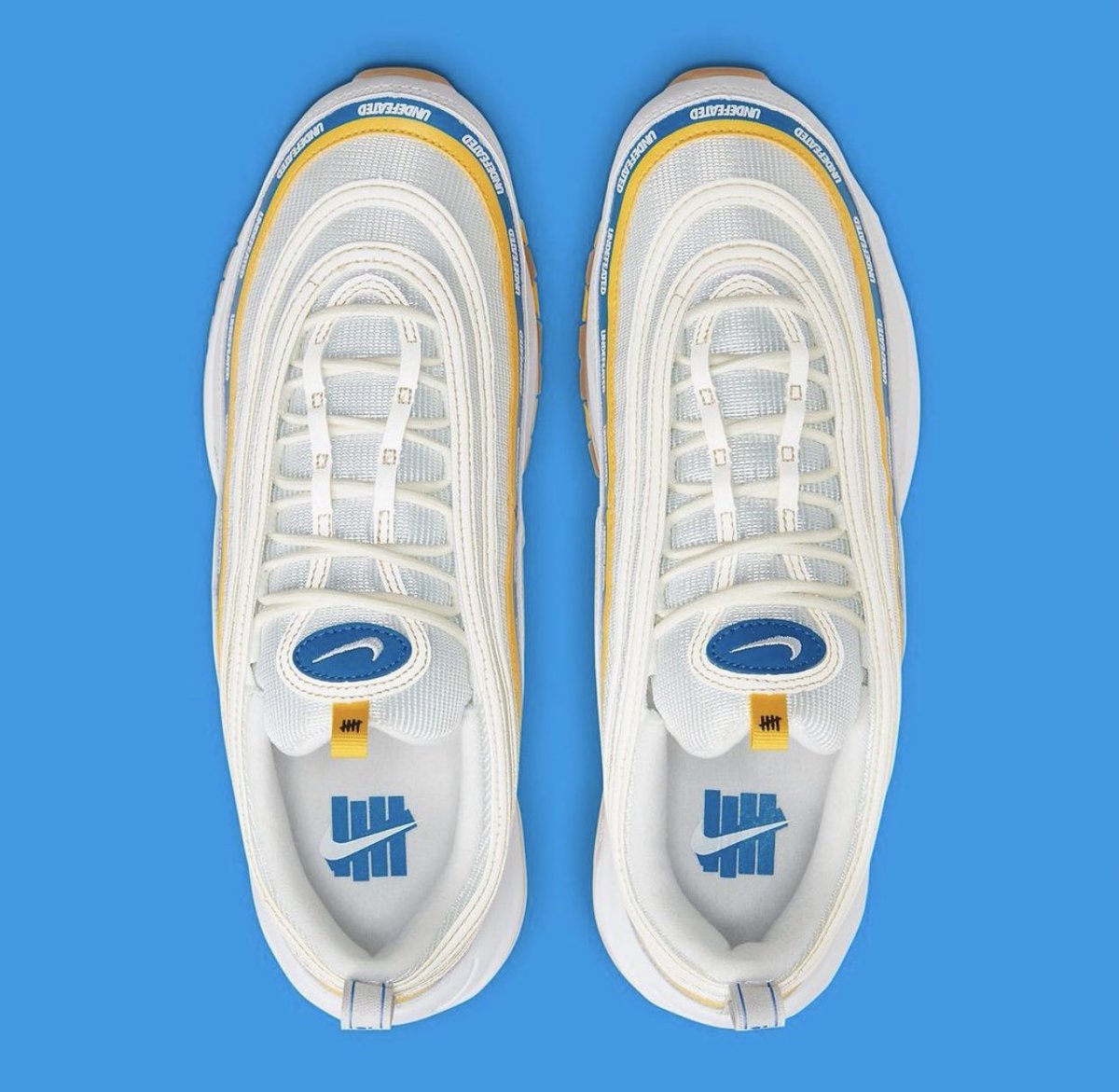 nicekicks's tweet image. A third Undefeated x Nike Air Max 97 has appeared. ⚡️

🔥 or 💤