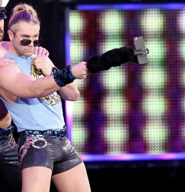 Tyler Breeze: Craig Tinker