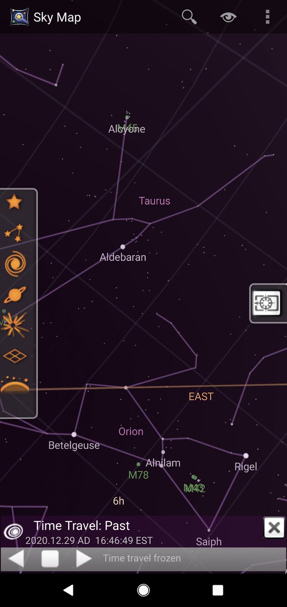 skymapdevs's tweet image. Moonlit contrails with the Pleiades and Aldebaran.