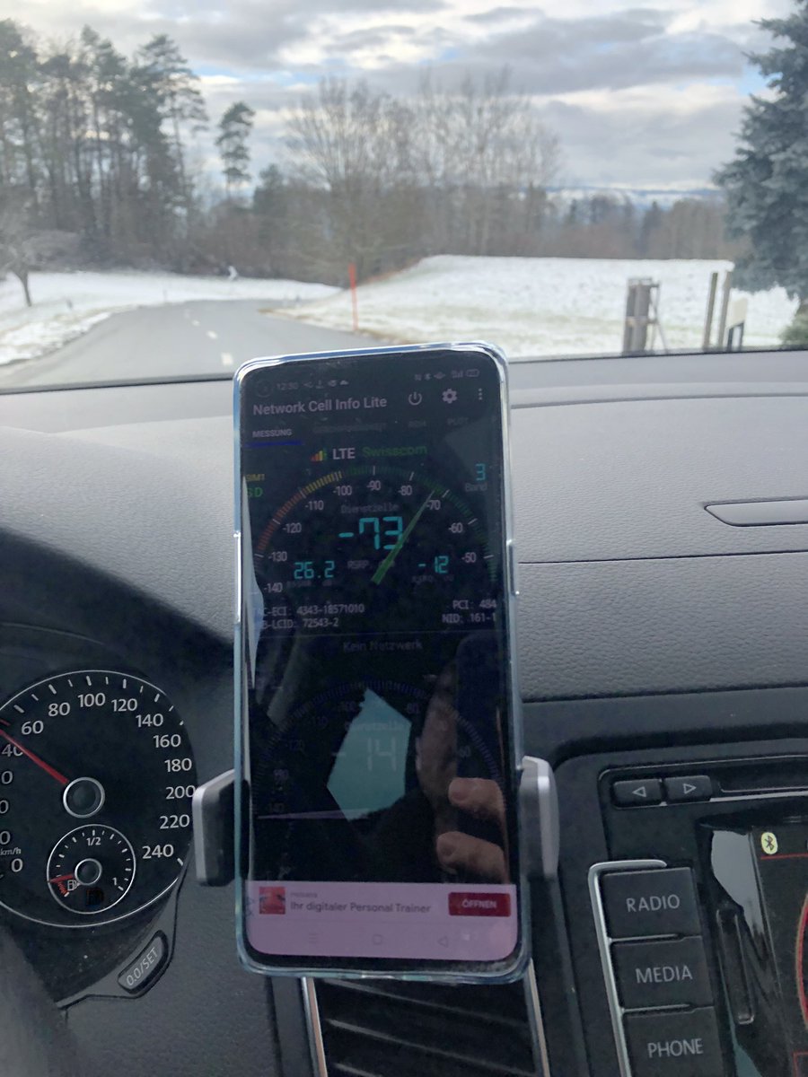 PMM_MAB's tweet photo. Sometimes I am also a bit of a mobile analytics nerdy doing measurements while I drive or am out and about like today... 🤓 📱 📏 

#swisscom #bestnet #5G #mobile #analytics #nextgen 
@Swisscom_de @EricssonNetwork @ericsson https://t.co/fB84ManK1y