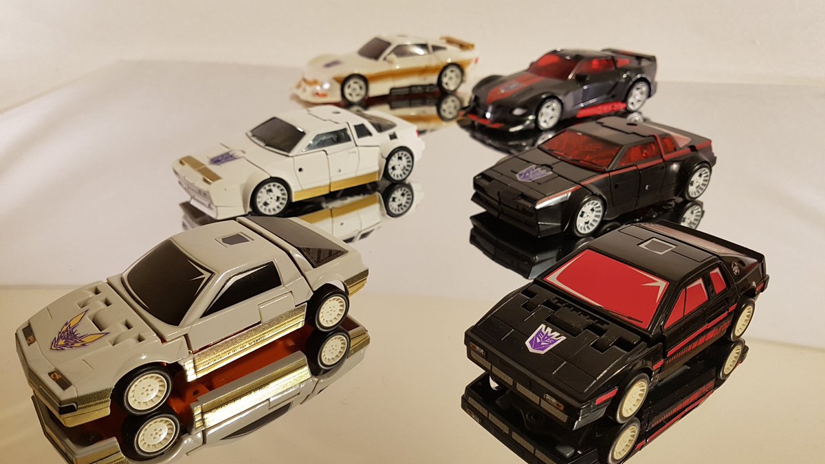 tikgnat's tweet image. Well... if I have them all...

#Transformers