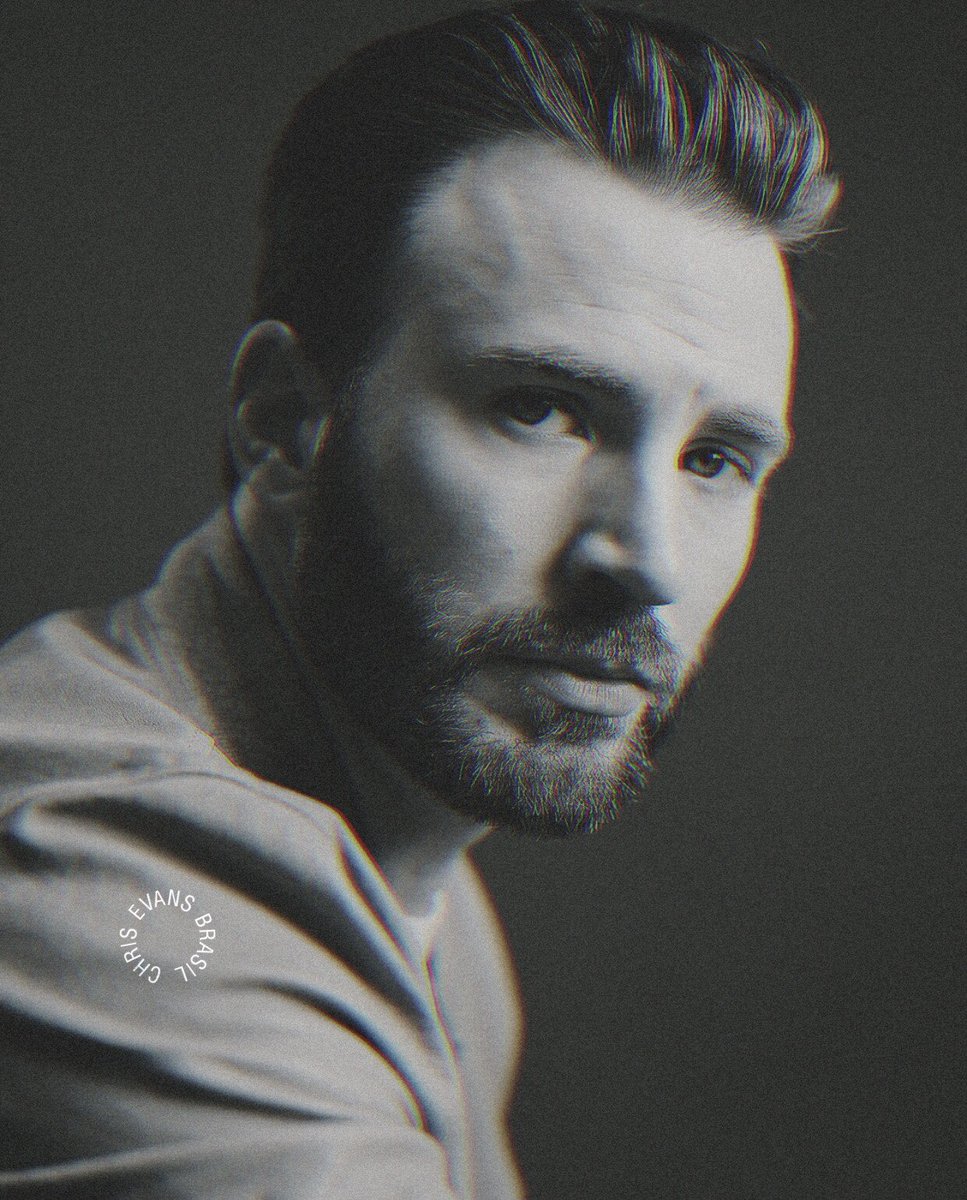 • (26/03) Chris foi capa e concedeu entrevista à TIME para falar sobre o seu site de engajamento cívico ‘A Starting Point’.