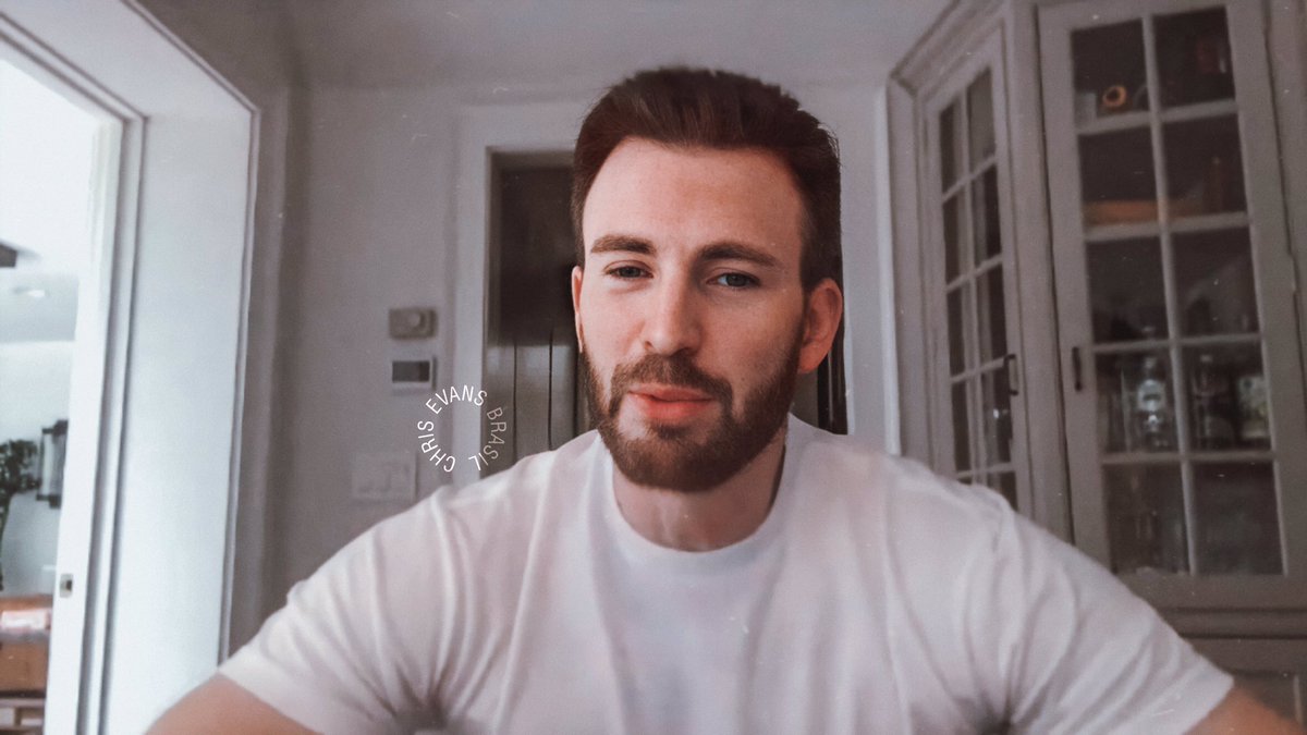 • EXTRA: No período do dia 14 de maio a 30 de junho Chris concedeu diversas entrevistas virtuais para a divulgação da minissérie ‘Defending Jacob’.você encontra todas as entrevistas aqui:  http://bit.ly/2L6UE7k&nbsp;