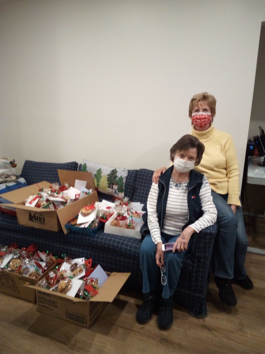 CampusChurch's tweet image. We love seeing our Adventure Communities serving their community. Before Christmas, our "Seniors Serving Seniors" Adventure Community packed cookies for the residents at Christian Terrace. #CampusChurchAdventures #AdventureTogether #AdventureCommunity
