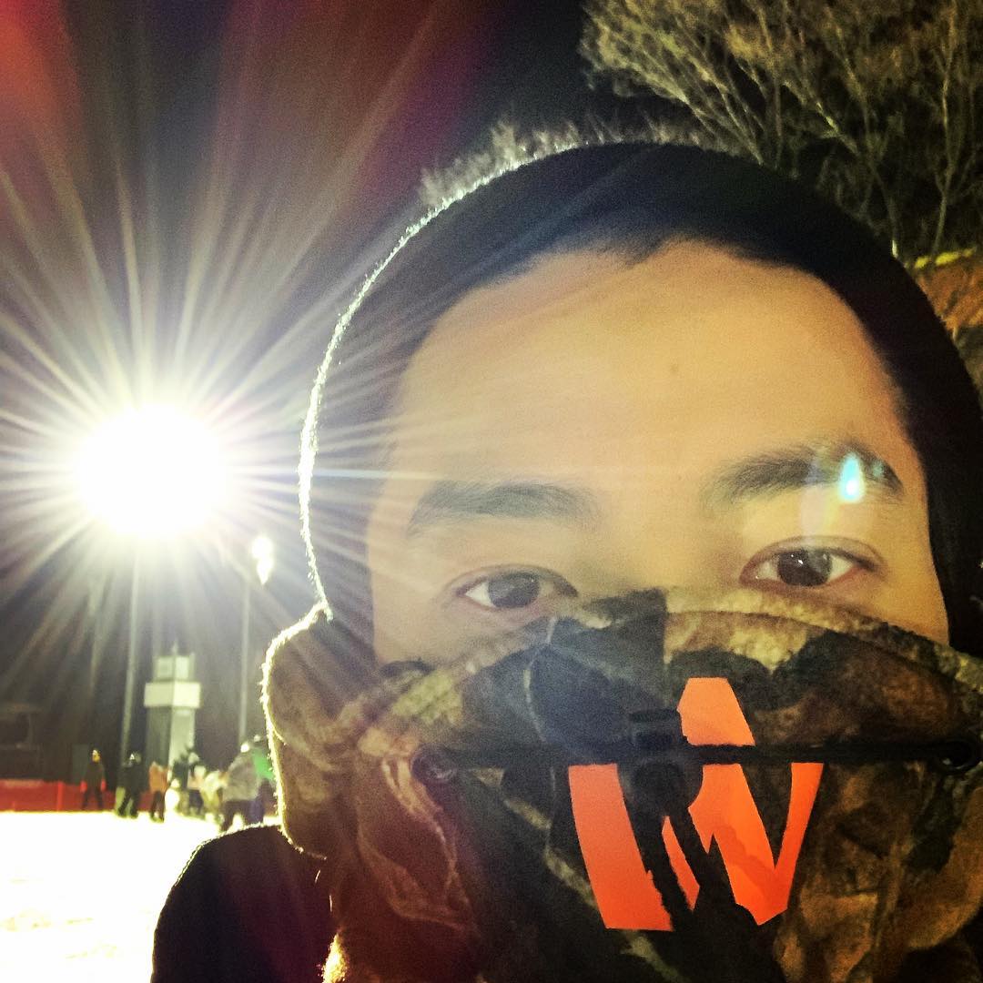 존춥개춥베리매니많이추우니까 대신 꽁꽁 싸매고 있는 김욱구 투척🥶🥶🥶🥶 잠깐 나갔다가 아이스크림 간접체험 오지게 하고옴