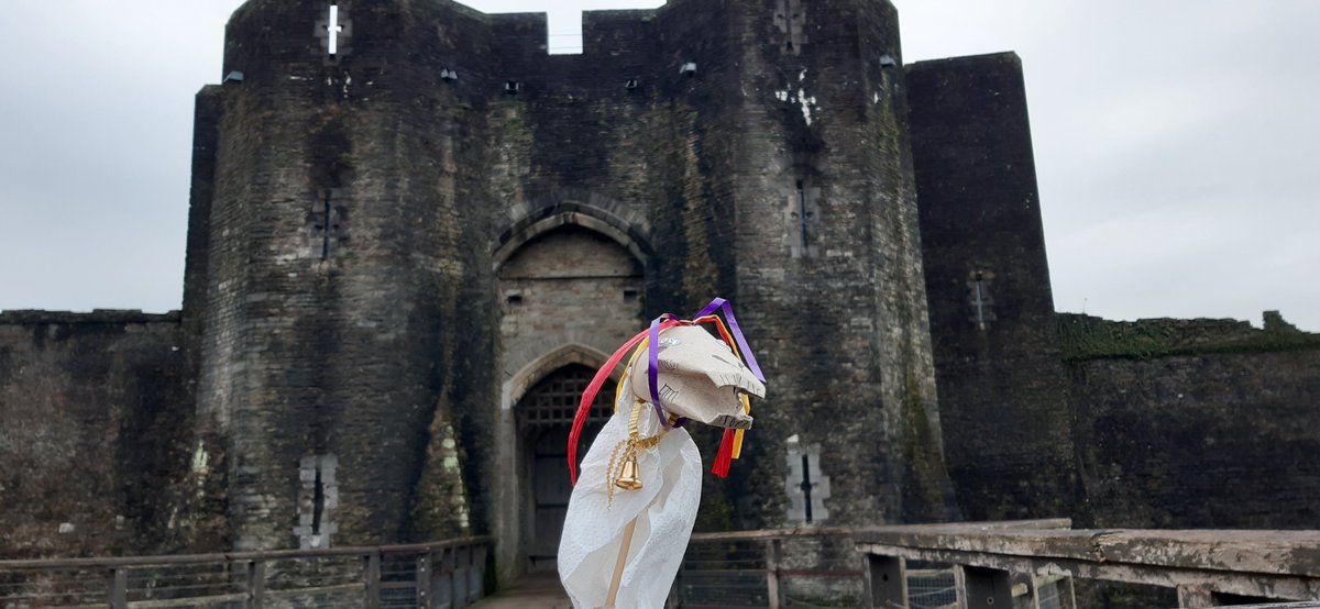 Mari Loo-Roll paid a visit to Caerphilly Castle today.
#MariLwyd