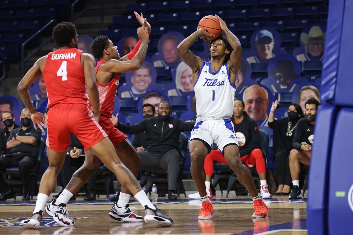 PRCCBasketball's tweet image. Brandon Rachal last night for @TUMBasketball 🏀✔️ 

Dude is built different from the rest 💯

#NextLevelProduction #RRR