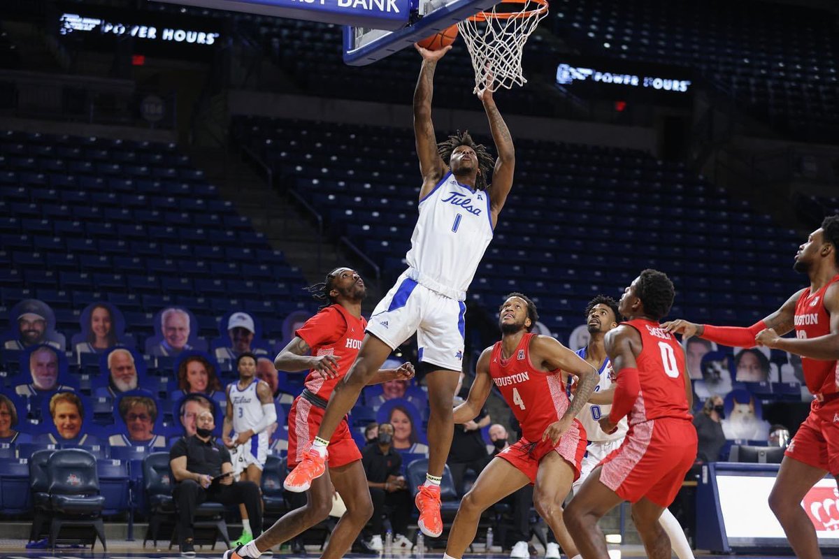 PRCCBasketball's tweet image. Brandon Rachal last night for @TUMBasketball 🏀✔️ 

Dude is built different from the rest 💯

#NextLevelProduction #RRR