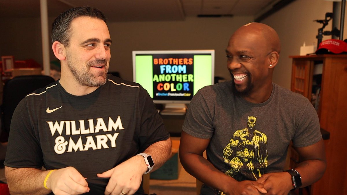 ChalfantTrale's tweet photo. “...and then they said I’m annoying and your eyebrows are a while vibe” 😂😂
#bfac
#brothersfromanothercolor
#batman
#applewatch
#blurredlines
#blackandwhite https://t.co/Bx5wd5gGsA