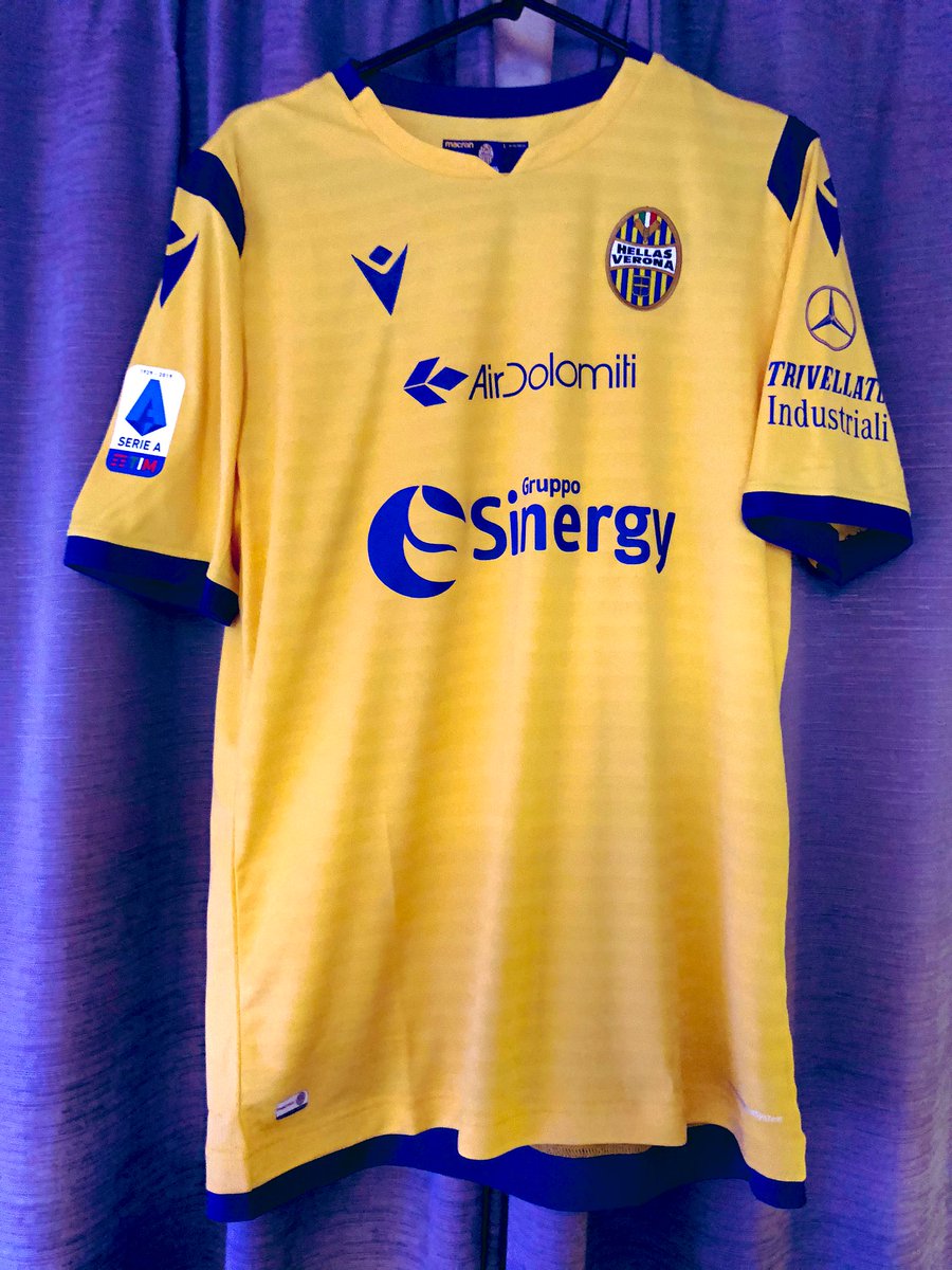 8. Hellas Verona (A) ‘19Followers will know that I have a big soft spot for this team, complete with ‘Gunter - 21’ on the rear a delightful addition.I now have a Home/Away and Third shirt from this wonderful team, thanks  @pww8afcb for this one!