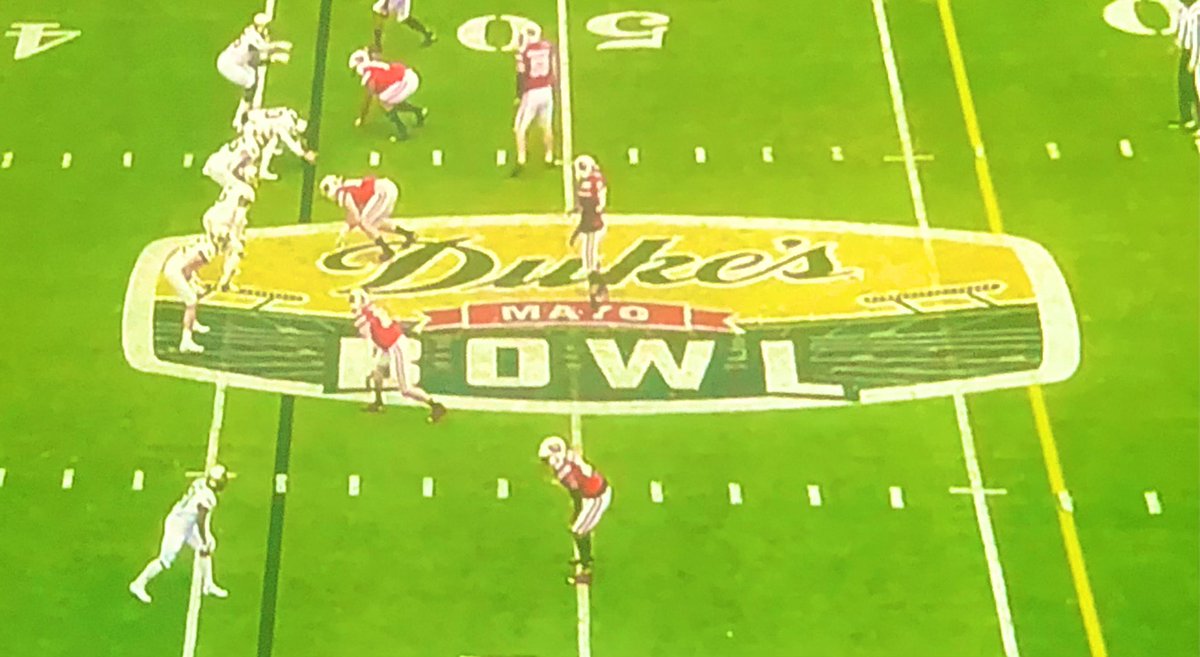 stormewarren's tweet image. Is this bowl really necessary? @MCSiriusXM @SXMTheHighway #NOMAYO 🤢🤮