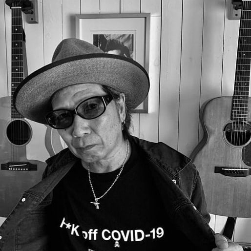 19810621's tweet photo. 1985年以来35年振りにソロ活動を再開した森山達也(THE MODS)の待望のアルバム『ROLLIN’ OVER』が発売！

今年はここまで！ 
良いお年をお迎えください♪
Good-bye 2020♪ 
F××K off COVID-19！

#RollinOver #TMORIYAMMER #森山達也 #THEMODS #ザモッズ  #KOZZYIWAKAWA #岩川浩二 #AKIRA #LuvEnders https://t.co/YtqIgLHqte