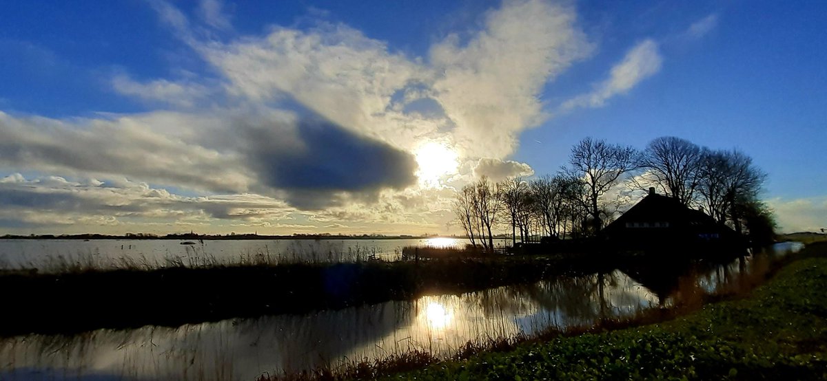 Terras aan het water? <a href="/GasterijWaldwei/">GasterijdeWâldwei</a>  <a href="/provfryslan/">Provincie Fryslân</a> <a href="/wetterskip/">Wetterskip Fryslân</a> #hempensermar