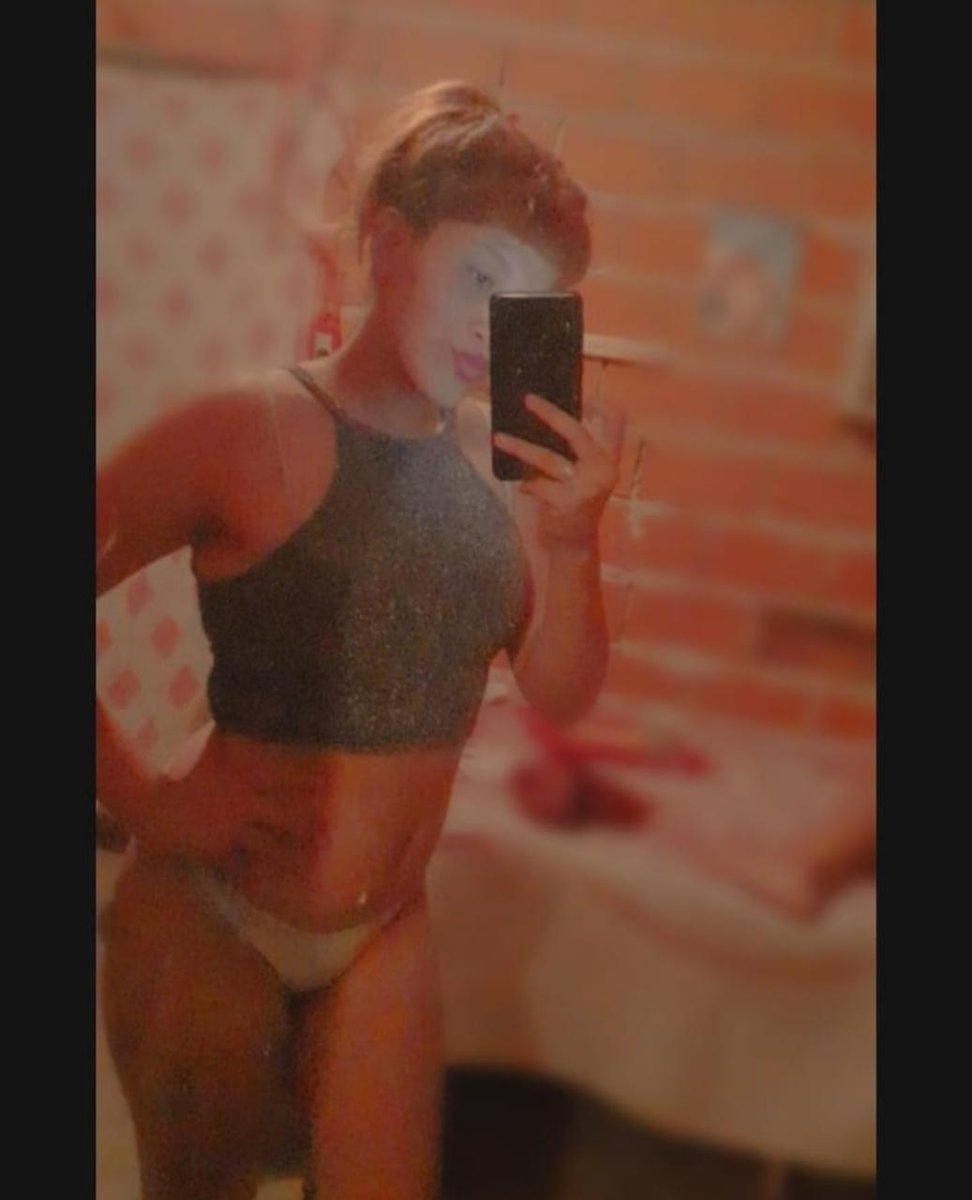 leti_petite's tweet photo. Que rico es tener casa sola y poder estar desnuda siempre que rico 💦💦💦🤤🤤🤤#escort #cdmx #RETWEEET https://t.co/UDqFe4N1Jh